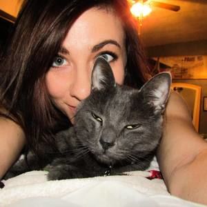 Meet your Posher, Vanessa